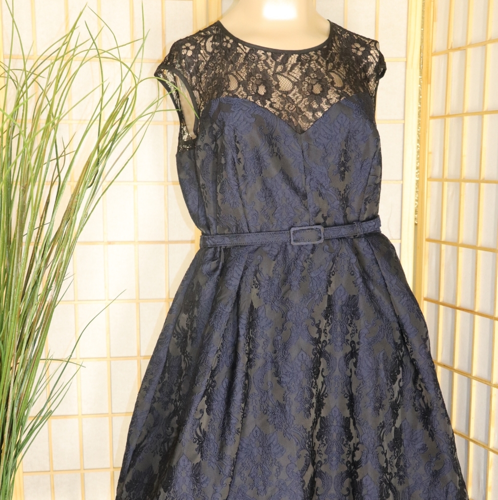 Gorgeous classic City Chic dress